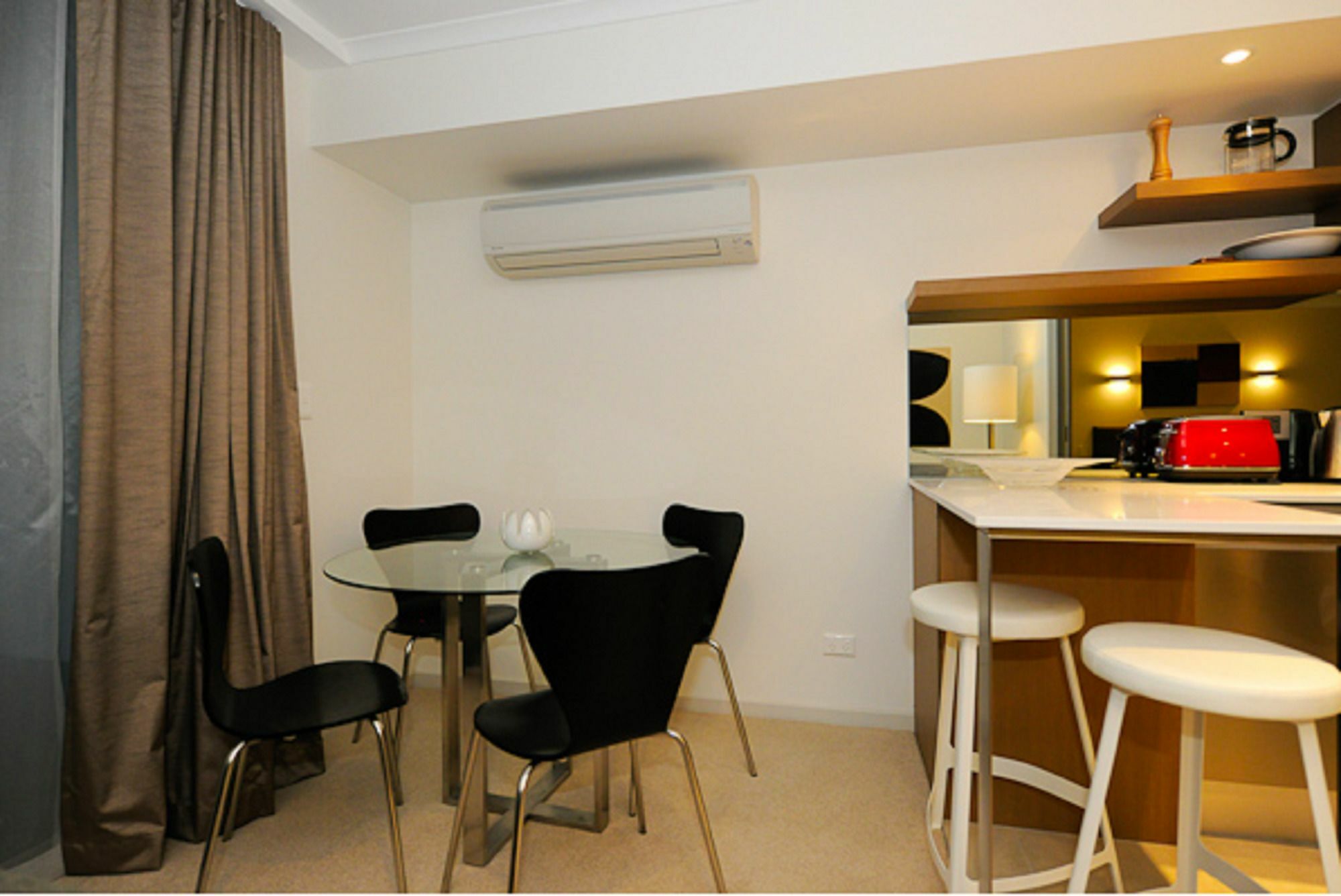 Morgan Suites Brisbane Ngoại thất bức ảnh